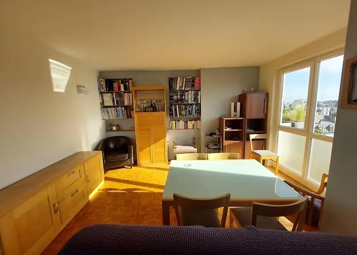 Flat With Tour Eiffel View And Montmartre